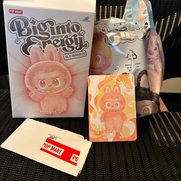 HAPPINESS Big Into Energy purchased at Pop Mart Store Labubu The Monsters Figure - Picture 1 of 6